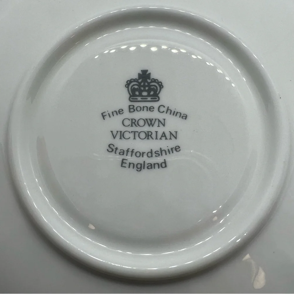 November Tea Cup Crown Victorian Fine Bone China Staffordshire England VTG